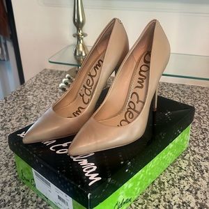 Sam Edelman heel